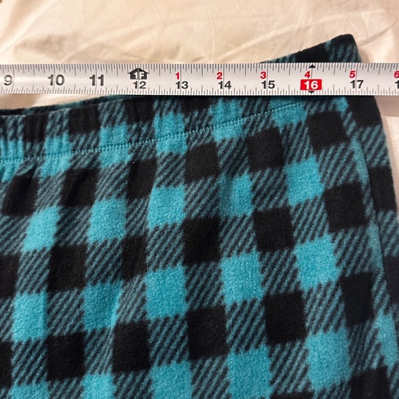 Roudelain Fleece Checkered Pajama Set - NWT - Size XL - Picture 9 of 13